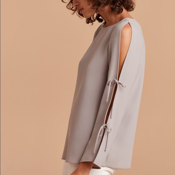 Aritzia Tops - Wilfred Pozzi Blouse